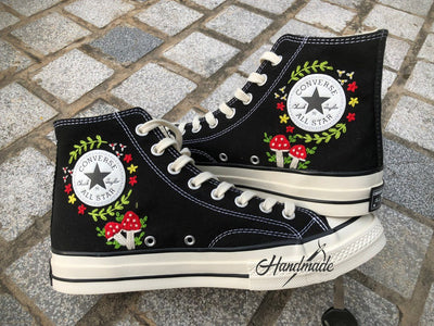 Mushroom Wreath Converse Embroidery
