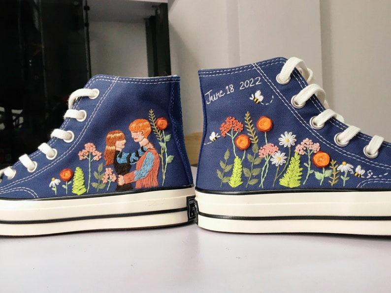 Couple and Flowers Converse Embroidery