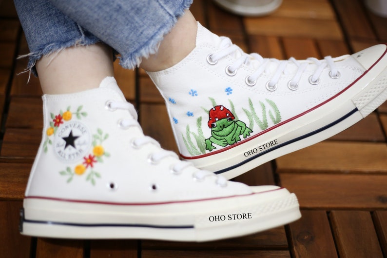 Mushroom and frog embroidered shoes