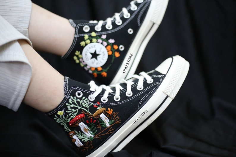 Mushroom and flower embroidery shoes