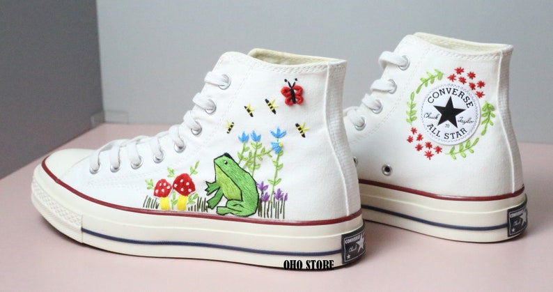 Frog and mushroom embroidered shoes