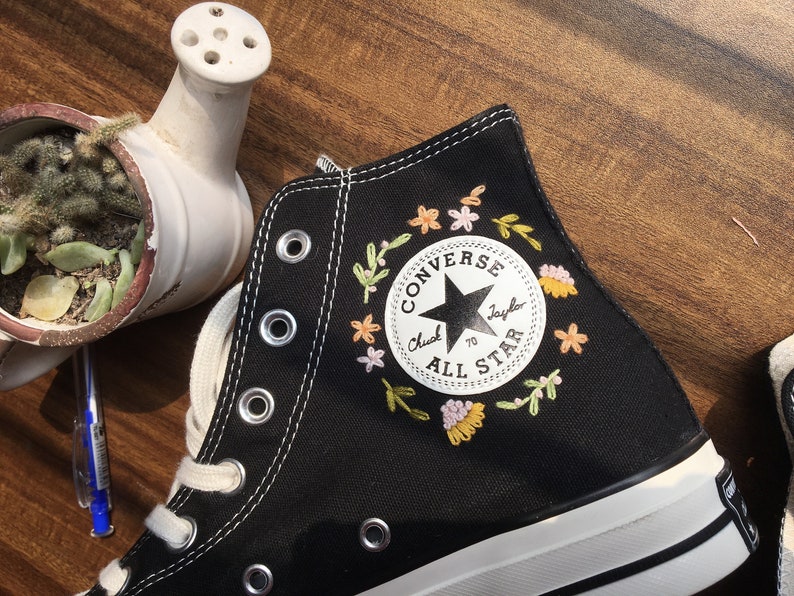 Pink Bouquet Converse Embroidery