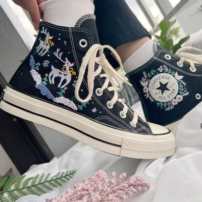 Embroidered Sneakers Reindeer And Pine Tree