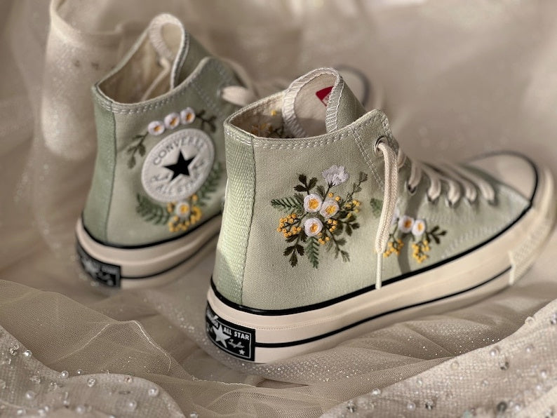 White Roses Wreath Converse Embroidery