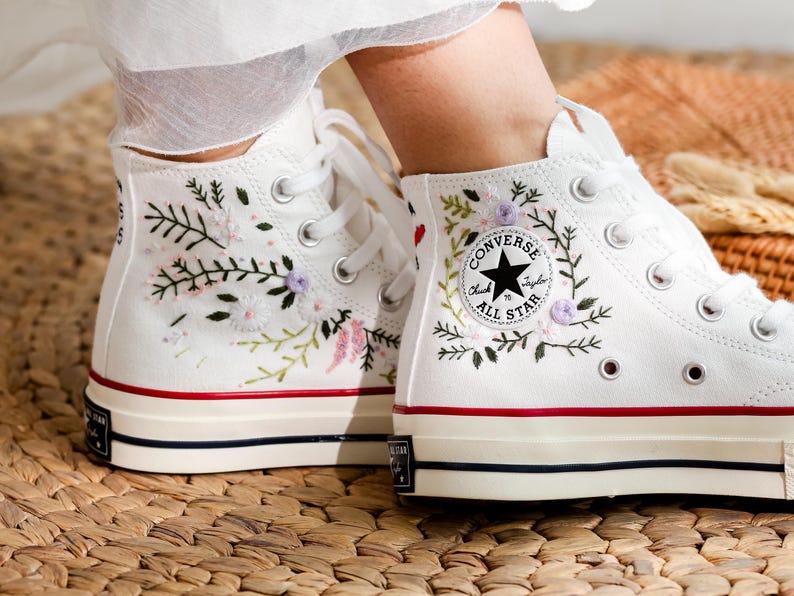 Lavender Wreath Converse Embroidery