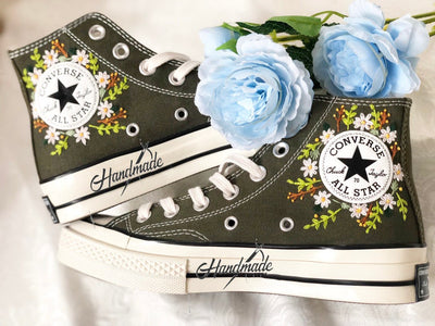 Daisy Wreath Converse Embroidery
