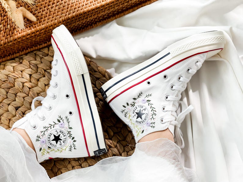 Lavender Wreath Converse Embroidery