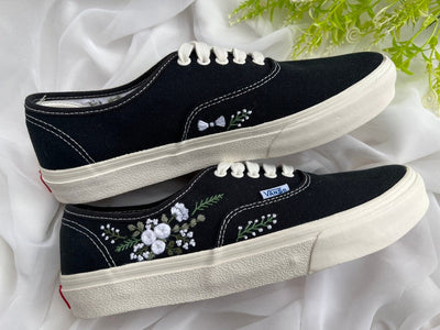 Embroidered Vans White Flower