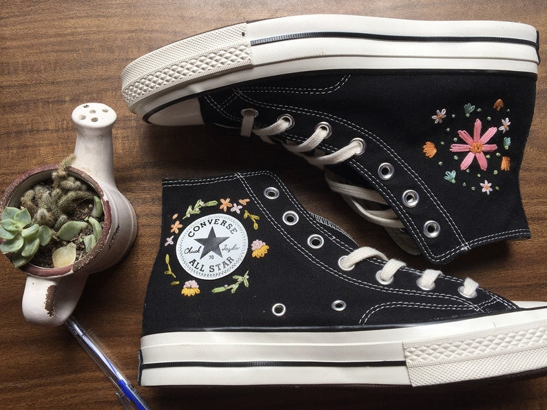 Pink Bouquet Converse Embroidery