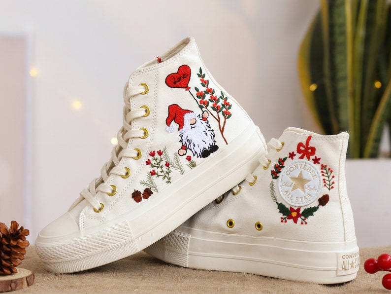 Embroidered Dog Christmas Shoes, Puppy Embroidered Converse