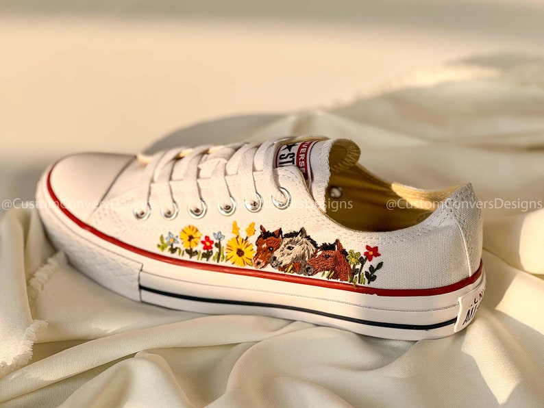 Converse Low Tops Horses And Colorful Flower