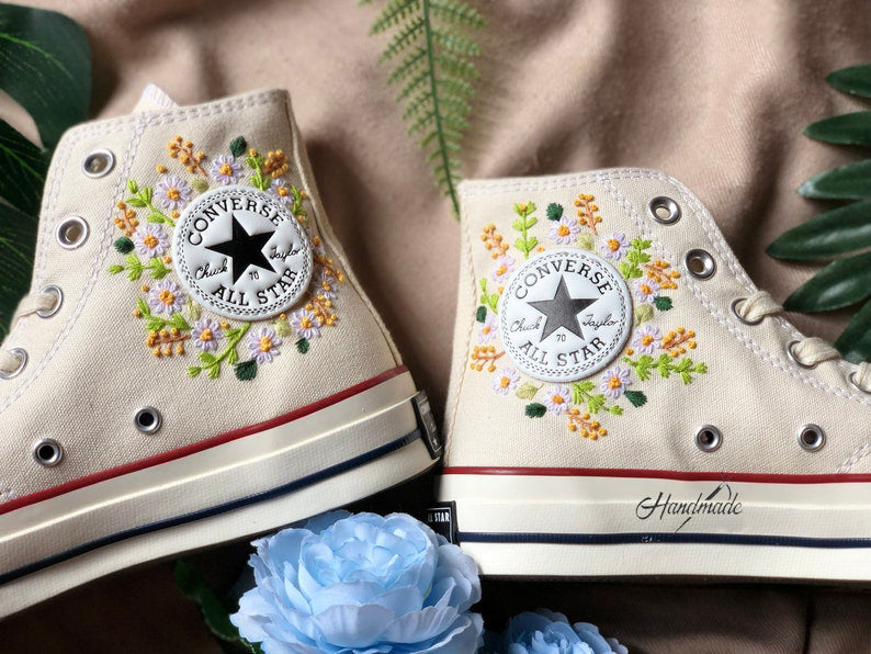 Butterfly Daisy Wreath Converse Embroidery