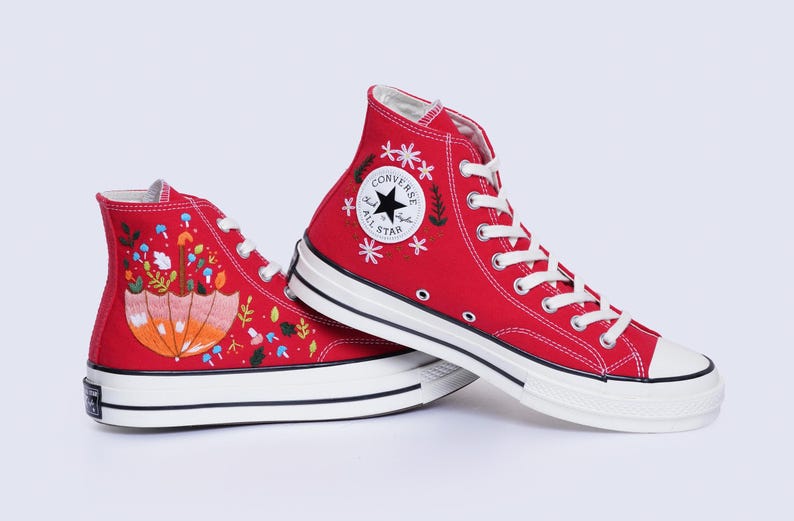 Daisy Bouquet Converse Embroidery