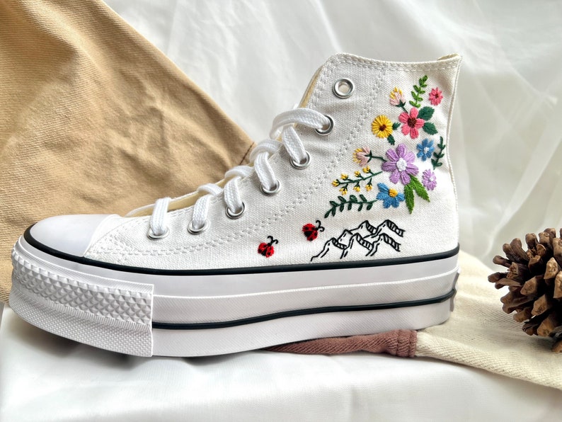 WEDDING Converse Mountain And Colorful Flowers