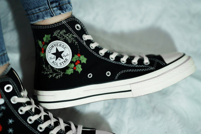 Santa Claus Converse Embroidery