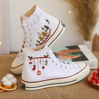 Sneakers Embroidered with Christmas Motifs