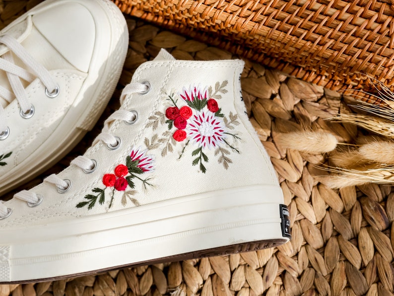 Red Roses Berry Bouquet Converse Embroidery