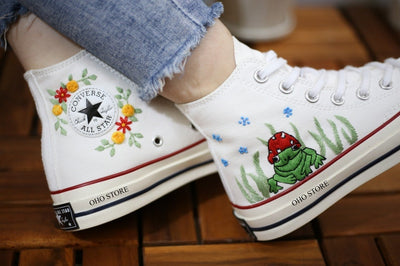 Mushroom and frog embroidered shoes