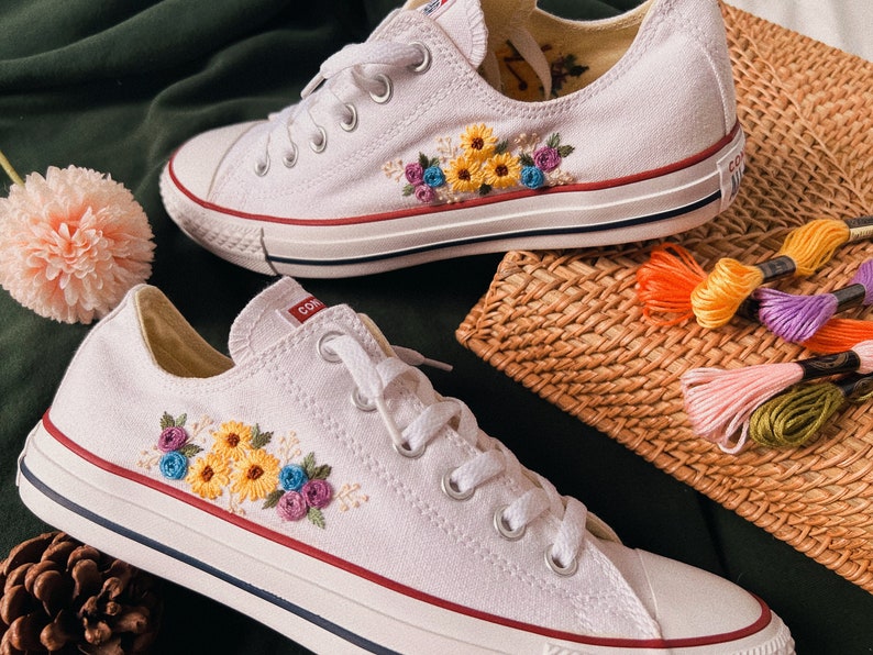 Sunflowers And Roses Garden Embroidered Converse Low Top