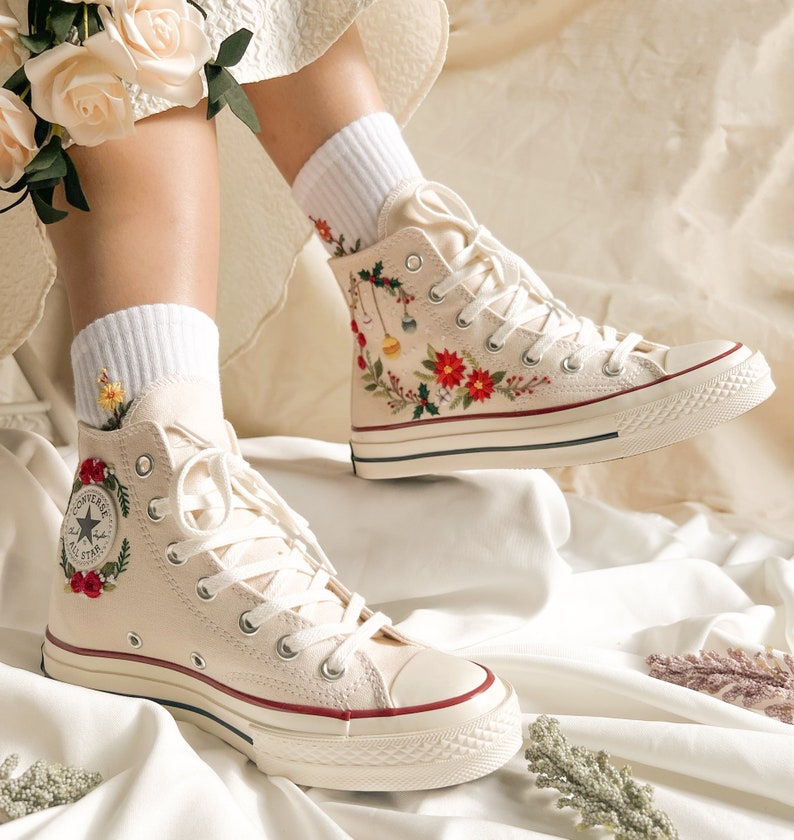 Converse Embroidered Flowers Christmas