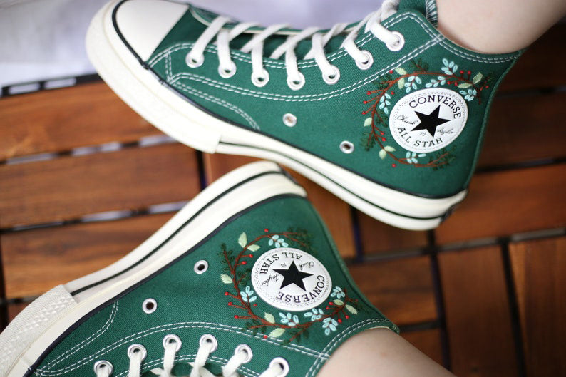 Puppy Couple Converse Embroidery