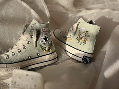 White Roses Wreath Converse Embroidery