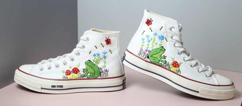 Frog and mushroom embroidered shoes