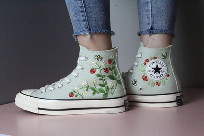 Strawberry Daisy Converse Embroidery
