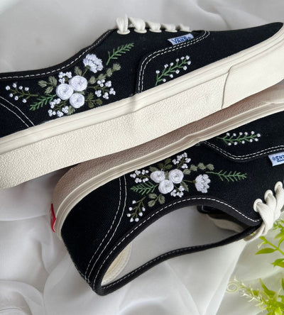 Embroidered Vans White Flower