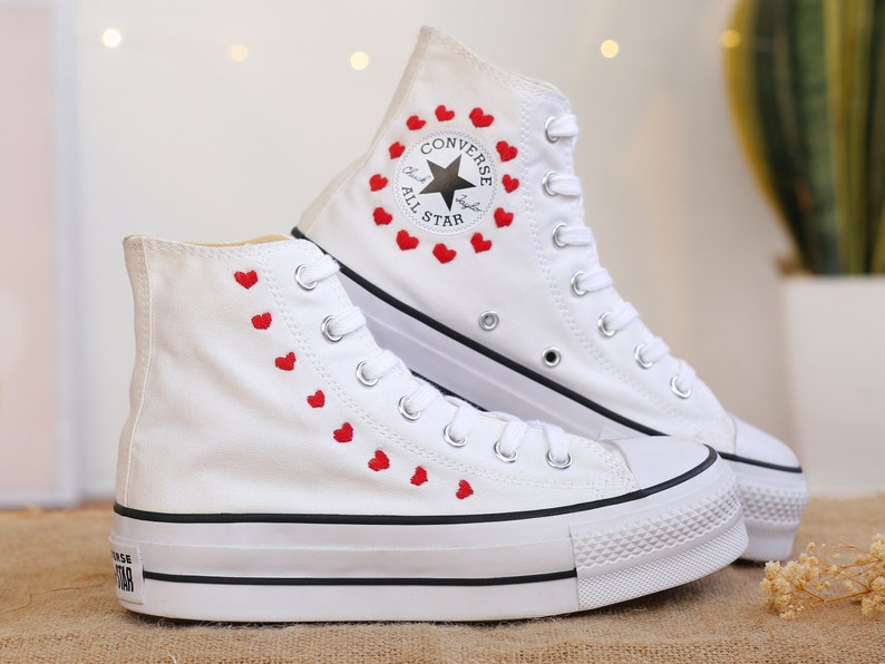 Red Hearts Line Converse Embroidery