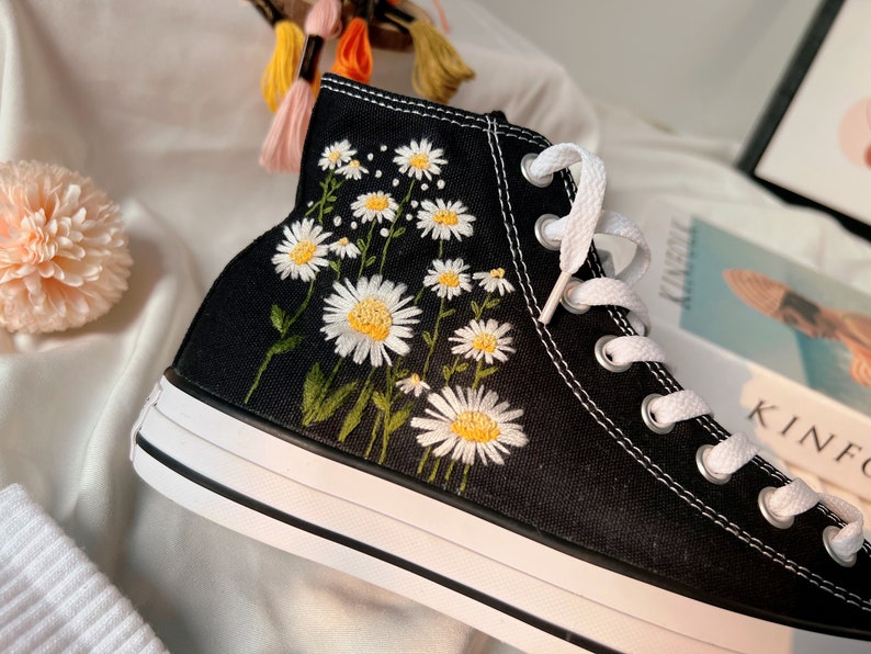 Daisy Flower Converse Embroidery