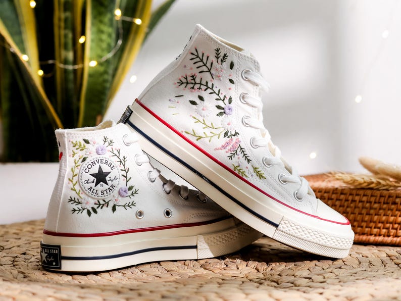 Lavender Wreath Converse Embroidery