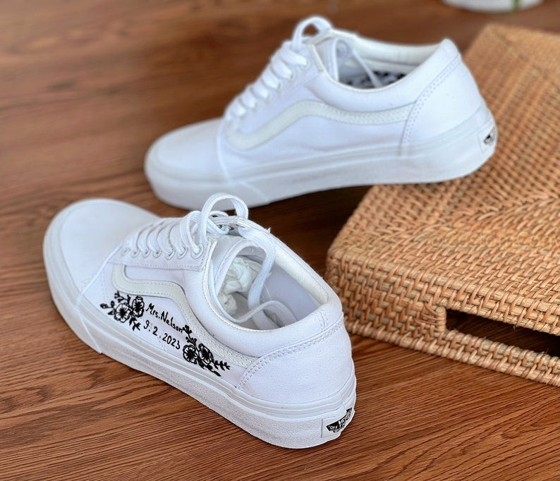 Black Rose Wedding Converse Embroidery