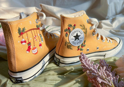 Converse Embroidered Pine Tree Christmas