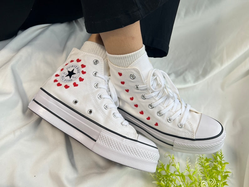 Red Hearts Wreath Converse Embroidery