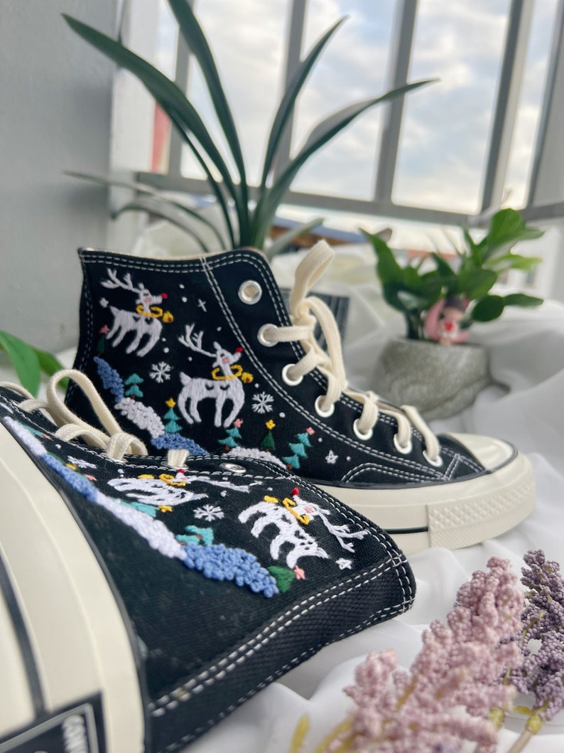 Embroidered Sneakers Reindeer And Pine Tree