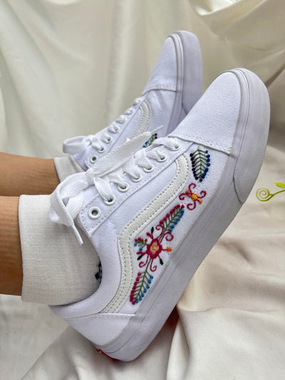 Folk Flower Converse Embroidery