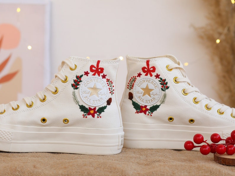 Christmas Dog Converse Embroidery