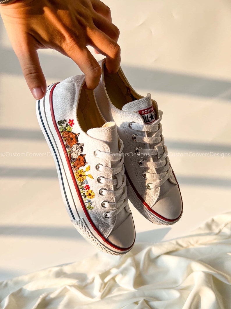 Converse Low Tops Horses And Colorful Flower