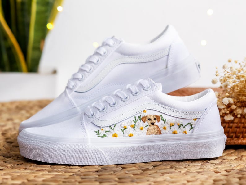Dog Floral Converse Embroidery