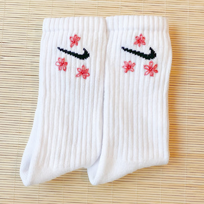 Embroidery Flower Socks